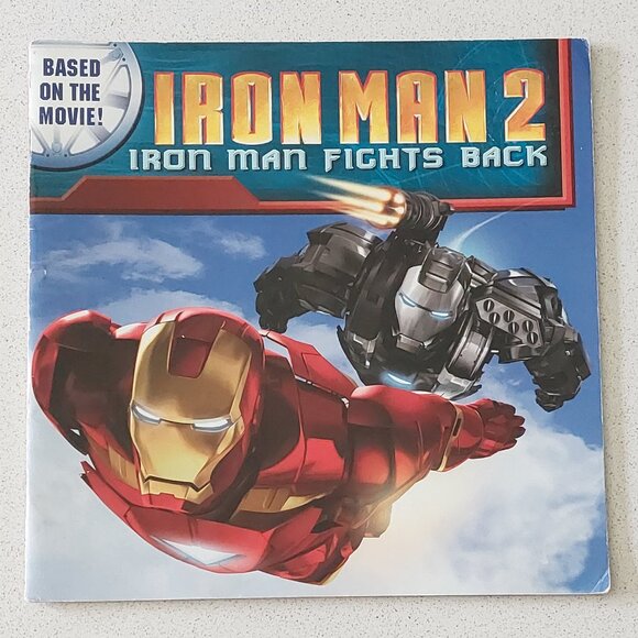 5 Super Hero Paperback Books - Picture 10 of 11